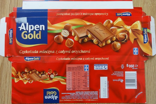 Alpen Gold duze kokarda mleczna z calymi orzechami 138kcal