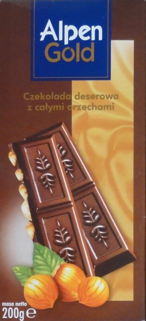 Alpen Gold srednie pion kwadrat deserowa z calymi orzechami_cr