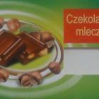 Carrefour mleczna z orzechami laskowymi_cr