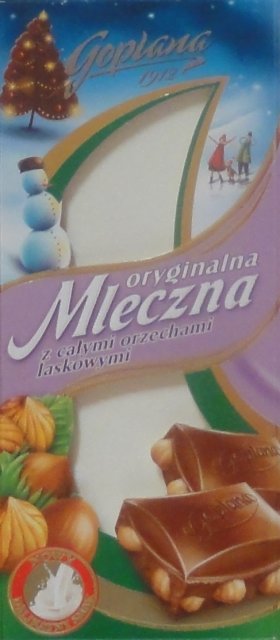 Goplana male mleczna z calymi orzechami laskowymi_cr