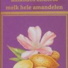 Jacques 0 milk chocolate with whole almonds_cr
