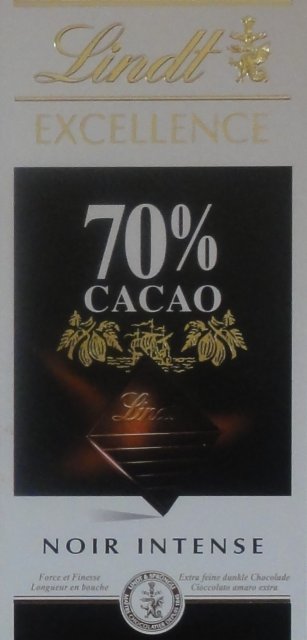 Lindt srednie excellence 0 70 cacao noir intense_cr