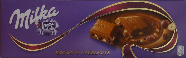 Milka duze 5 wstazka raisins & hazelnuts_cr