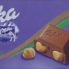 Milka duze kokarda whole nuts_cr