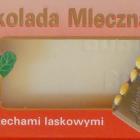 Millano male mleczna z orzechami laskowymi czerwona 2jpg_cr