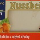 Nussbeisser male Alpen Gold kwadrat mlecna cokolada s celymi orecky_cr