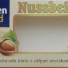 Nussbeisser male Alpen Gold oble czekolada biala z calymi orzechami_cr