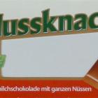 Nussknacker edel vollmilchschokolade mit ganzen nussen_cr