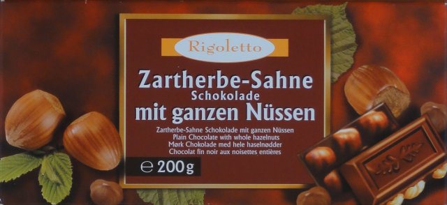 Rigoletto zartherbe sahne mit ganzen nussen_cr