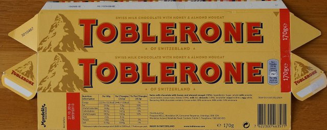 Toblerone milk chocolate with honey and almond nougat 130 kcal 170g