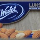 Wedel poziom male kolko luksusowa okienko mleczna z prazonymi migdalami_cr